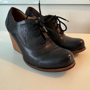 Kork-Ease Black Leather Lace-Up Wedges
